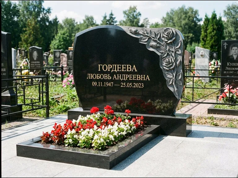 Памятник с барельефом — выполненная работа 16 в Хабаровске