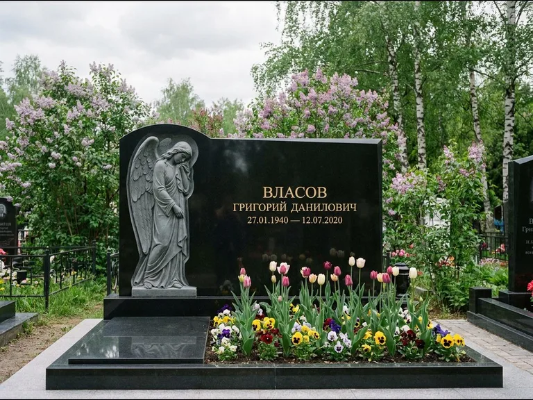 Памятник с барельефом — выполненная работа 3 в Хабаровске