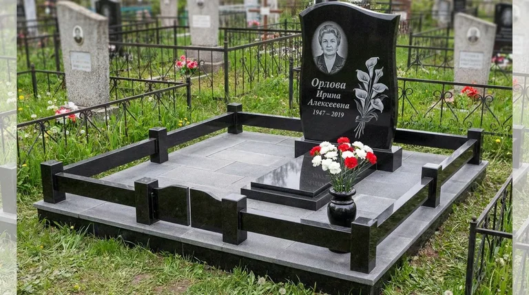 Памятник с гравировкой калл — выполненная работа «Орлова» в Хабаровске