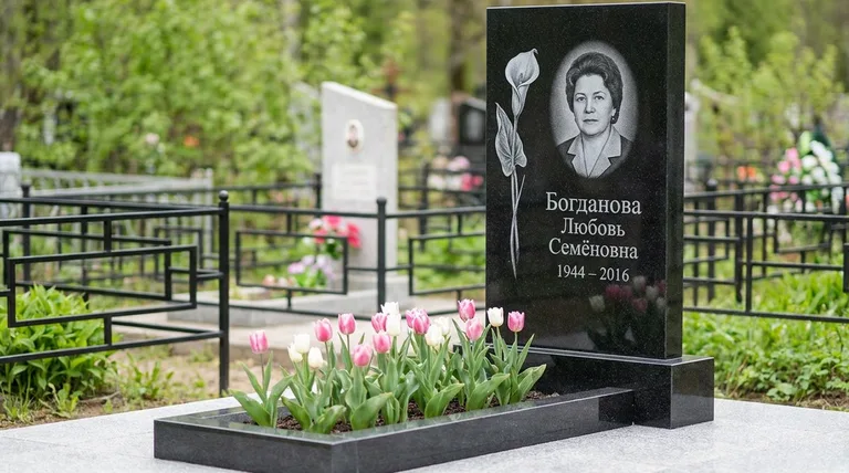 Памятник с гравировкой калл — выполненная работа «Богданова» в Хабаровске