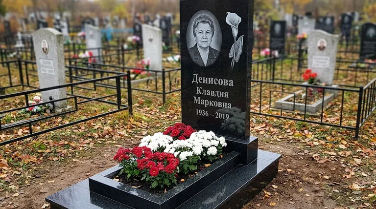 Памятник с гравировкой калл — выполненная работа «Денисова» в Хабаровске