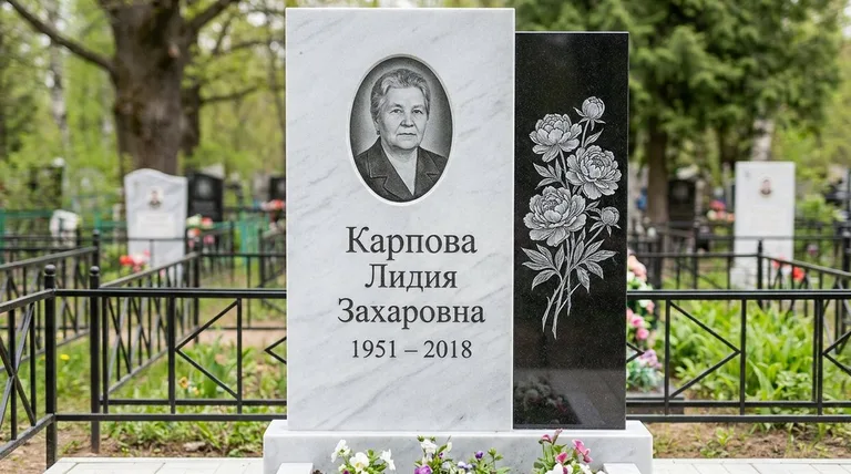 Памятник с гравировкой пионов — выполненная работа «Карпова» в Хабаровске