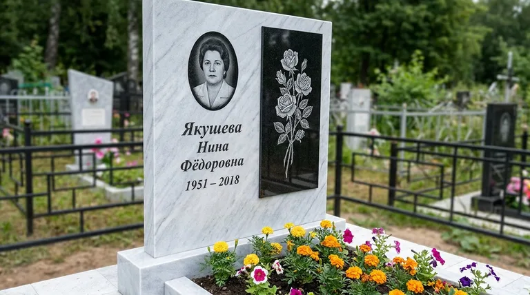 Памятник с гравировкой роз — выполненная работа «Якушева» в Хабаровске