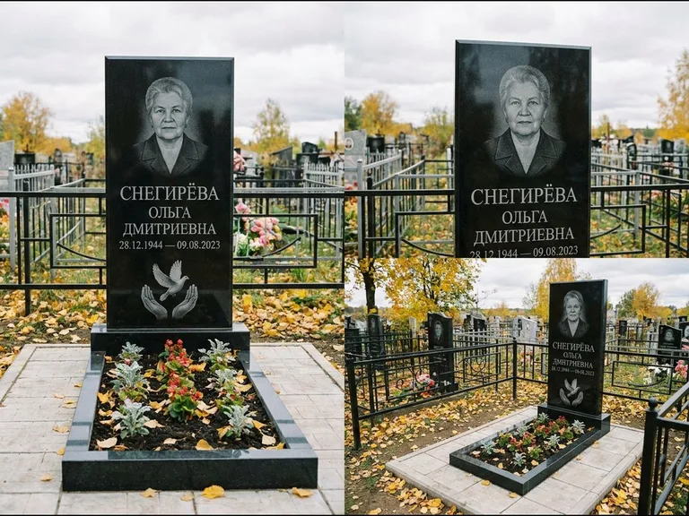 Памятник с гравировкой голубей — гравировка голубя над раскрытыми ладонями внизу стелы, работа «Снегирёва» в Хабаровске