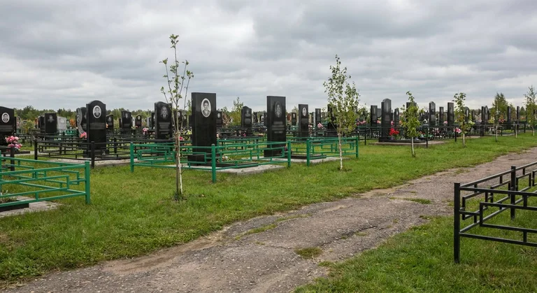 Городское кладбище в Самары