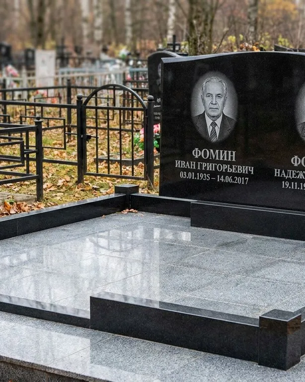 Премиум-комплекс под ключ с вазами и скамьёй в Хабаровске