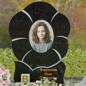 Вертикальный гранитный памятник без креста - П233